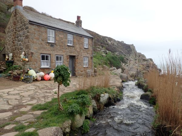 Traditional Cornish fishing cottage made from local granite