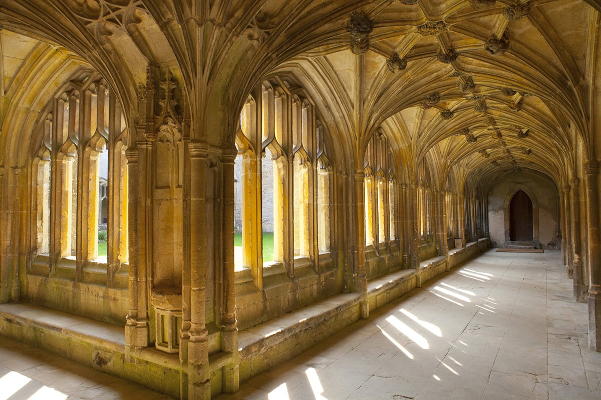 Lacock Abbey (Harry Potter Film Location 'Hogwarts Corridors')